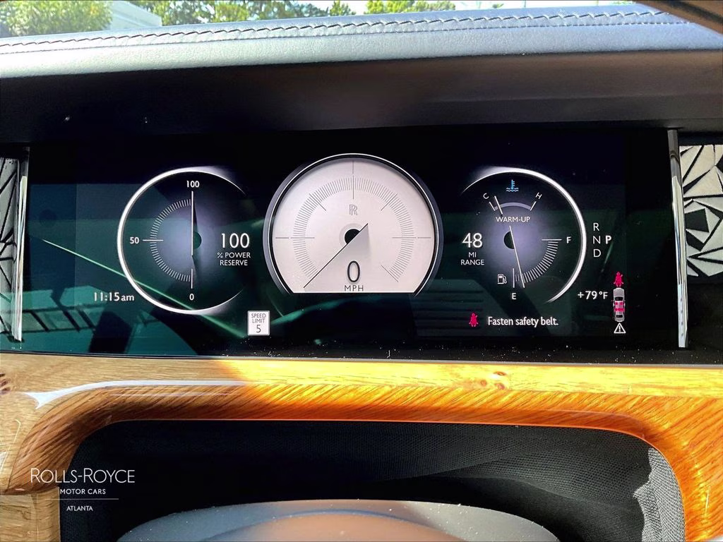 mph017_3619699454_sca13he05tu233685_2026_rolls_royce_phantom_midnight_sapphire_18_113105_4af3686c9d