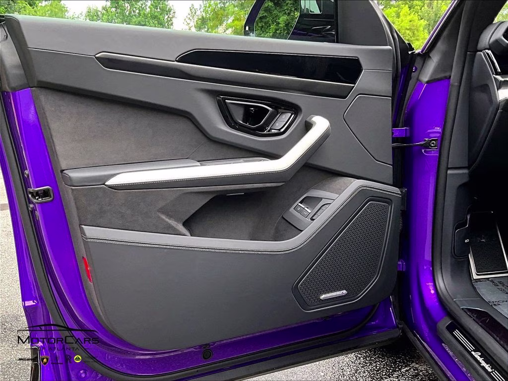 mph018_1870843615_zpbud6zl9tla44581_2026_lamborghini_urus_se_viola_pasifae_19_112174_3862d5708a