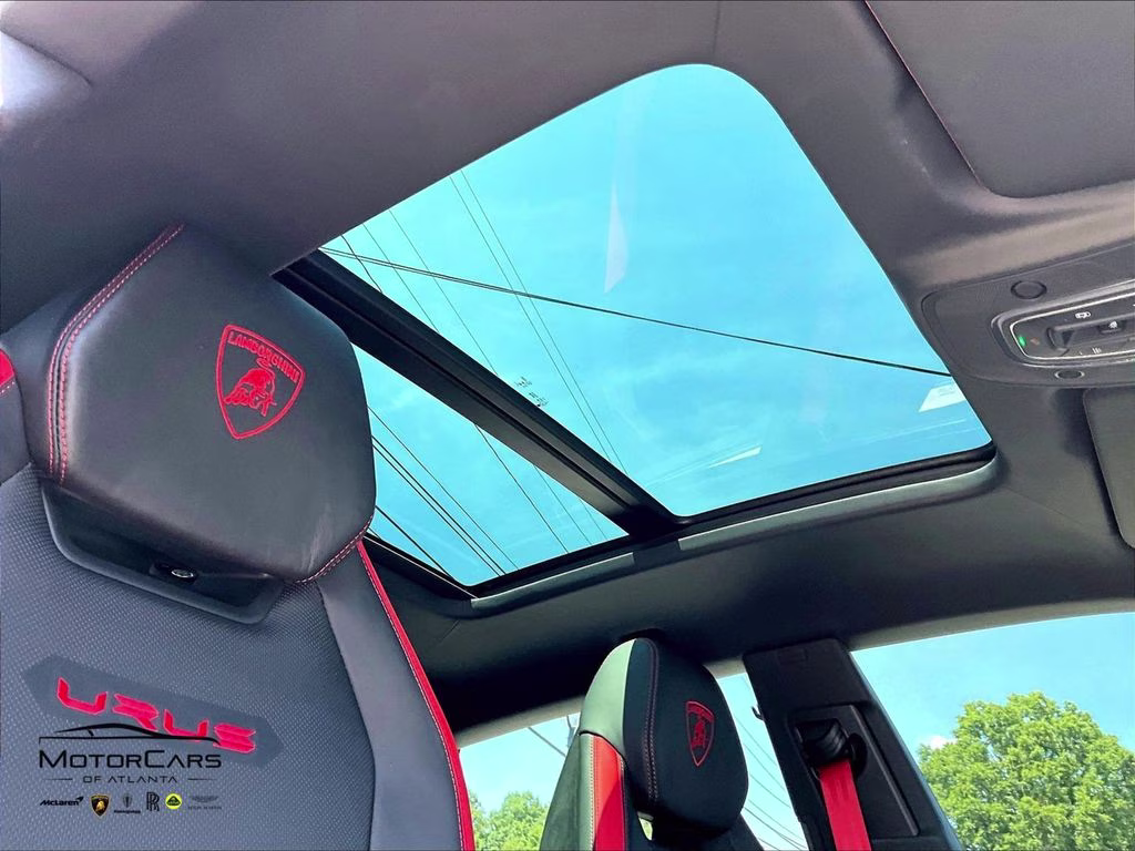 mph018_2351912124_zpbuc3zl2rla29592_2024_lamborghini_urus_performante_bianco_phanes_matt_19_111513_a90c516670