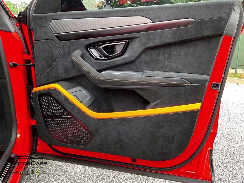 mph018_4032498167_zpbuc3zl7pla24868_2023_lamborghini_urus_performante_arancio_xanto_metallic_19_112889_45ef64ddab