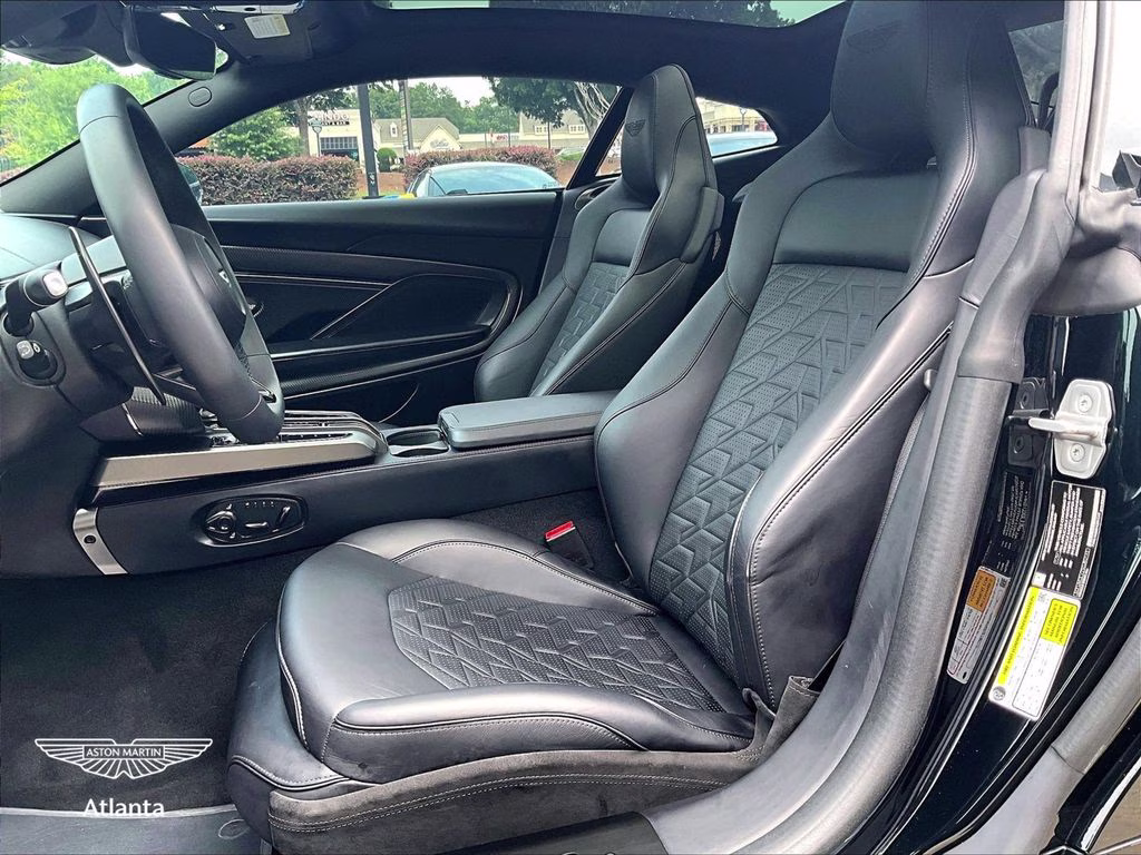 mph019_1384298840_scfumcev2sgj60145_2025_aston_martin_vanquish_v12_oberon_black_20_112726_a51d2a5ca5