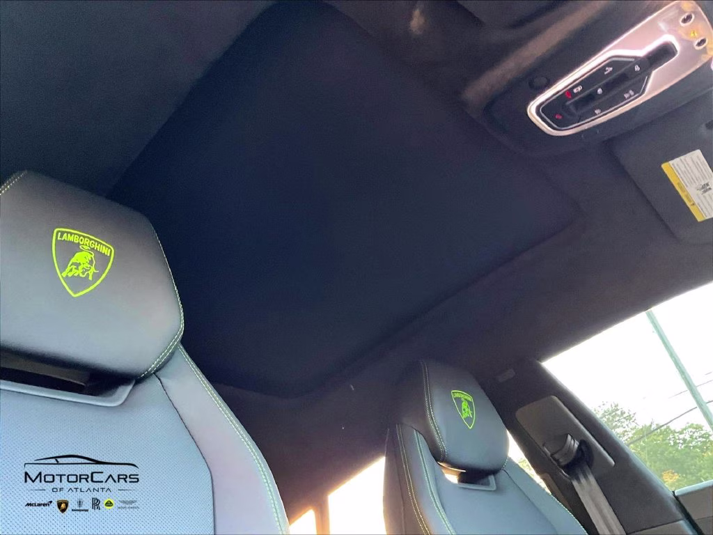 mph019_856523234_zpbub3zl6rla32210_2024_lamborghini_urus_s_verde_mantis_metallic_20_114438_3f1ef1280a