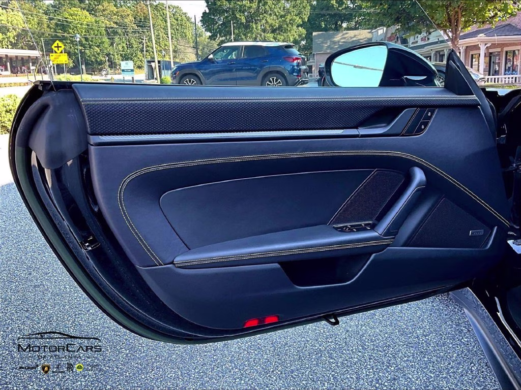 mph020_2049171367_wp0ac2a92ns271111_2022_porsche_911_gt3_touring_jet_black_metallic_21_114496_2db5a9e0f2