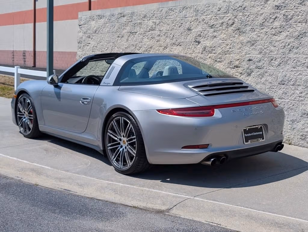 mph020_214452300_1280_0285509536