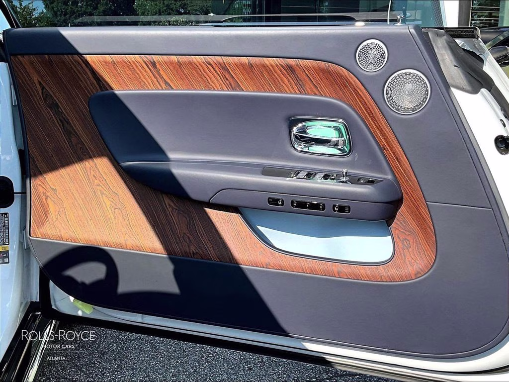 mph020_22949557_scatk2c05ru218785_2024_rolls_royce_spectre_arctic_white_21_113769_5a9304c61e