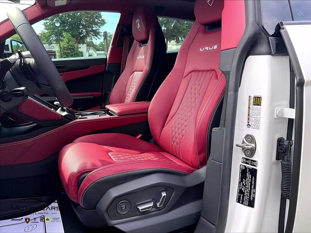 mph020_3980603547_zpbub3zl0rla35121_2024_lamborghini_urus_s_new_bianco_monocerus_matt_21_111552_95fc389e6a