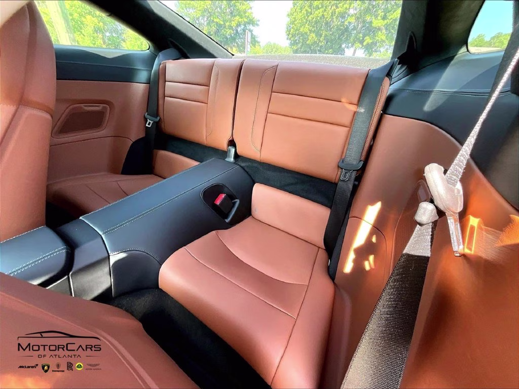 mph020_802116129_wp0ac2a91ts287085_2026_porsche_911_gt3_touring_21_113848_9fbf515b4b