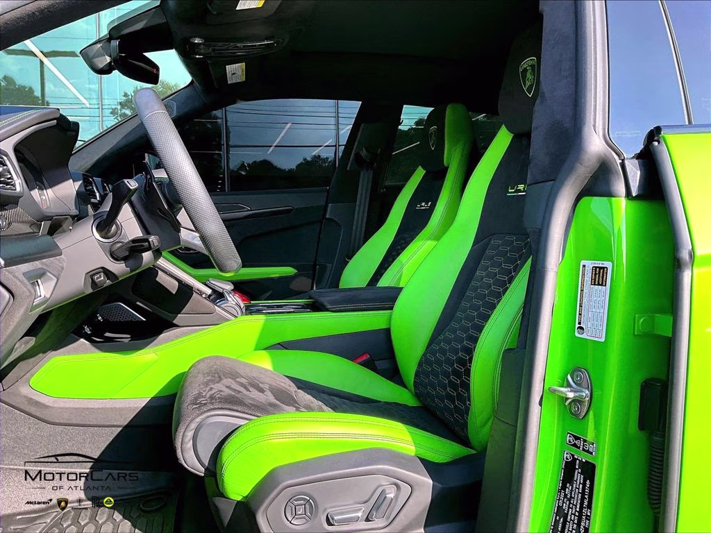 mph021_1693057367_zpbua1zl7mla13746_2021_lamborghini_urus_pearl_capsule_verde_mantis_pearl_22_112902_ef5dfb8c76