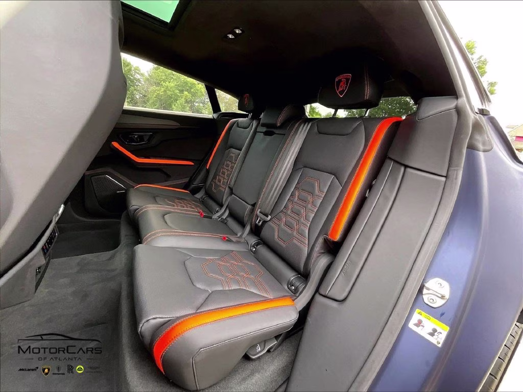 mph021_1820304750_zpbud6zl4sla38623_2025_lamborghini_urus_se_huge_392k_msrp_blu_astraeus_matt_22_113969_64135e6c48