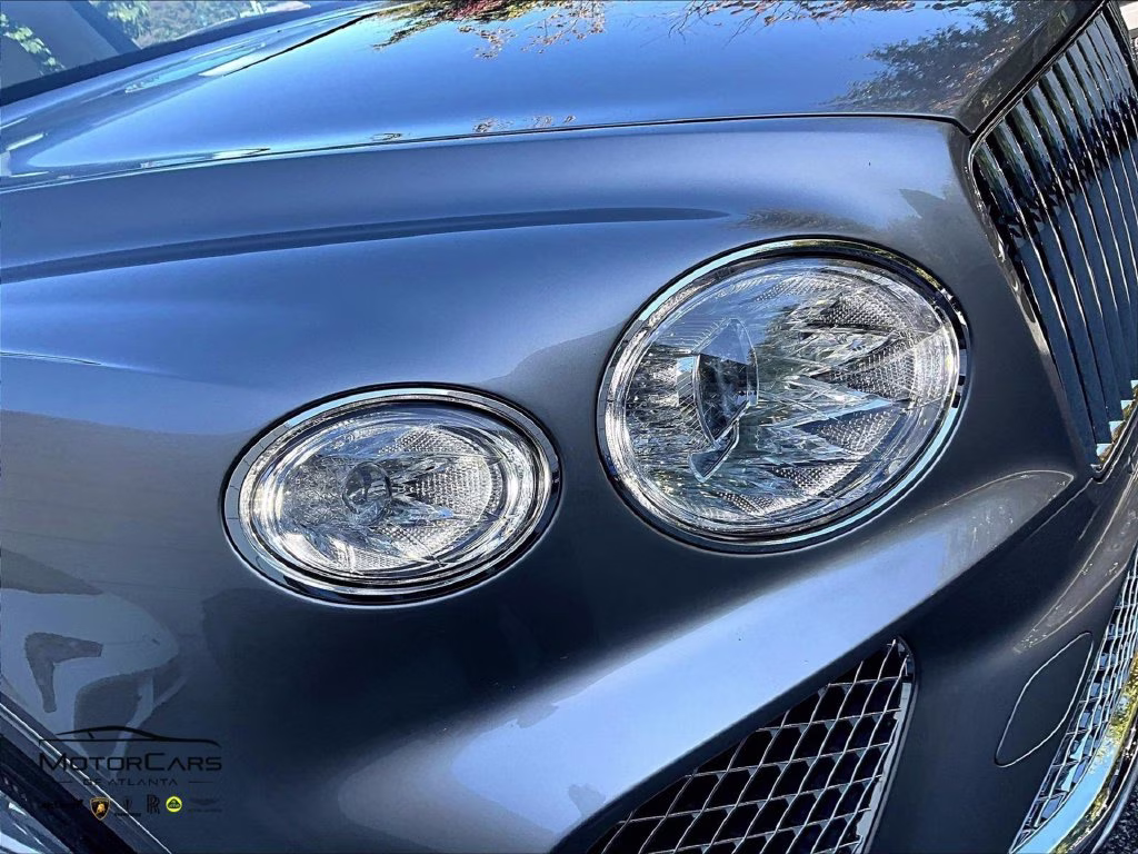 mph021_2248752347_sjaat2zv5sc028997_2025_bentley_bentayga_v8_22_114766_e851970ee2