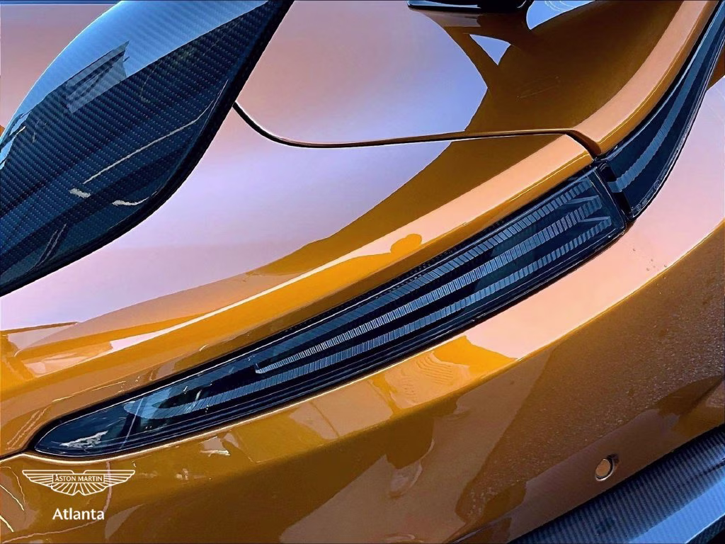mph021_2775545203_scfsmgav7pgn07335_2023_aston_martin_vantage_v12_golden_saffron_22_114424_7165221d34