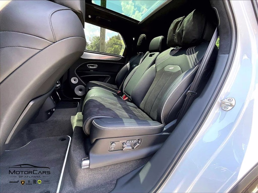 mph021_2882666907_sjaat2zvxsc029045_2025_bentley_bentayga_s_v8_ice_22_113326_b55441802d