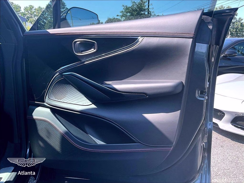 mph021_312593418_sd7vujgw9ttv14698_2026_aston_martin_dbx_s_xenon_grey_22_113441_2fb33b12c3