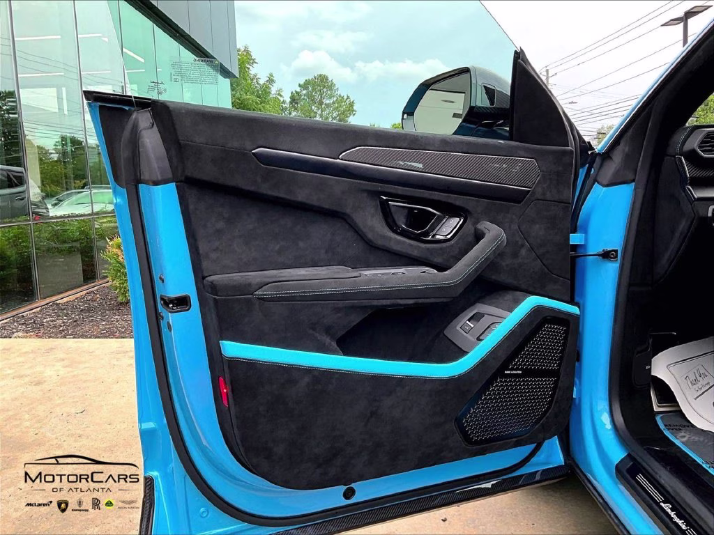 mph021_4110656980_zpbuc3zlxrla32126_2024_lamborghini_urus_performante_blue_22_113926_390132a68e