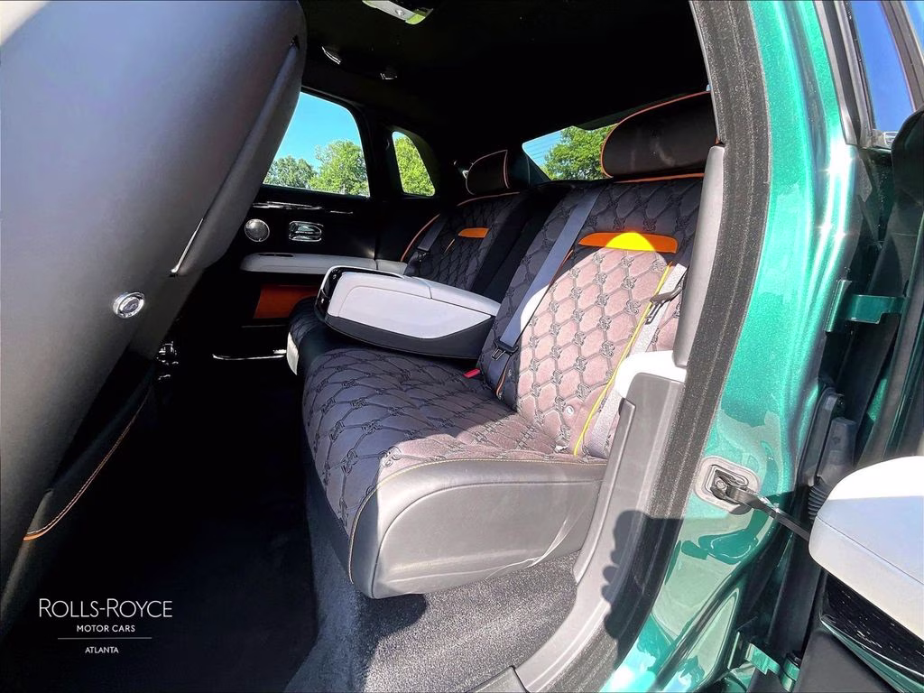 mph021_919932678_sca13gz03su229363_2025_rolls_royce_ghost_imperial_jade_22_113395_8e48b0df3c