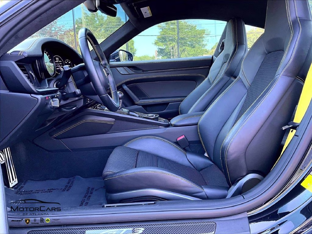 mph022_150959450_wp0ac2a92ns271111_2022_porsche_911_gt3_touring_jet_black_metallic_23_114496_96c3e6718c