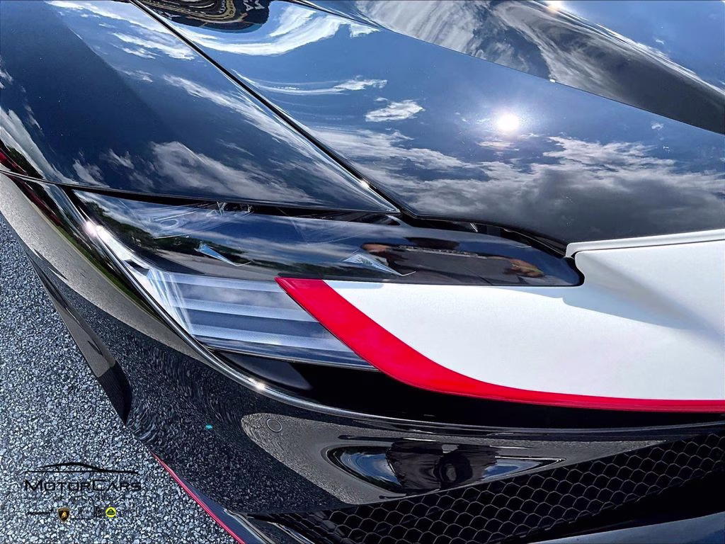 mph022_3395572070_zff96nma3n0280267_2022_ferrari_sf90_spider_tailor_made_nero_23_112127_e39f41df28