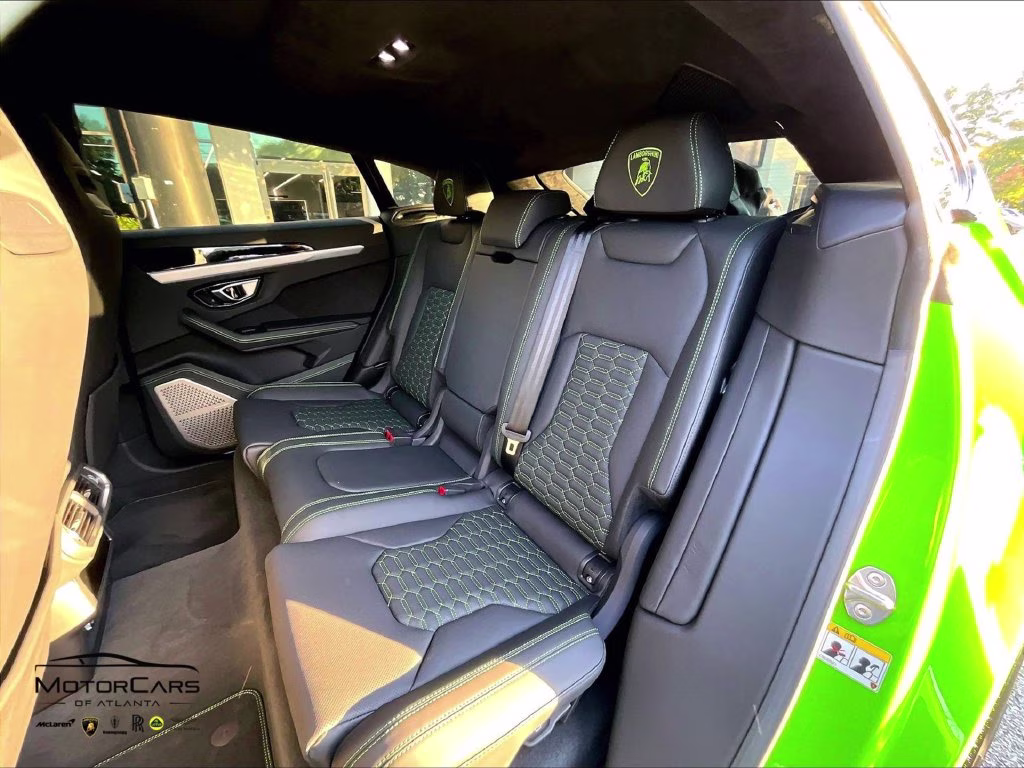 mph023_2189728631_zpbub3zl6rla32210_2024_lamborghini_urus_s_verde_mantis_metallic_24_114438_250dfd8c00