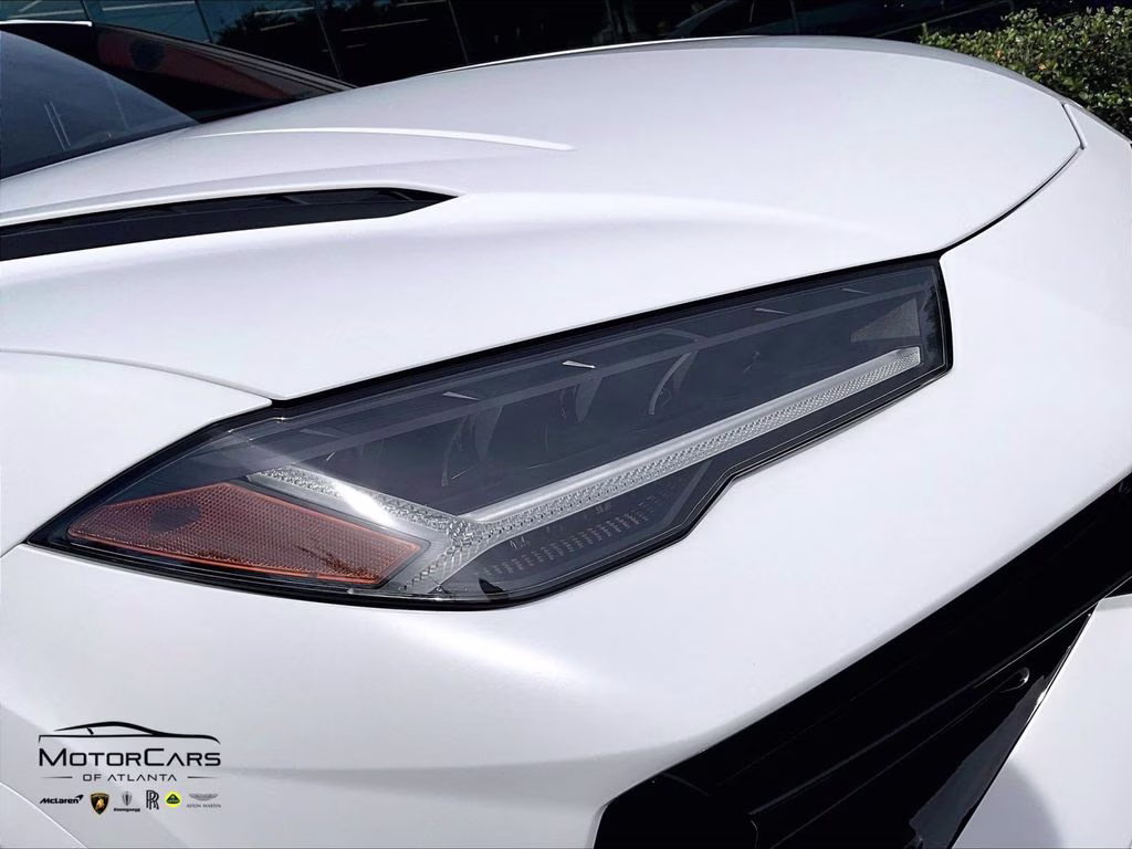 mph023_3152626950_zpbub3zl0rla35121_2024_lamborghini_urus_s_new_bianco_monocerus_matt_24_111552_53e25cfceb