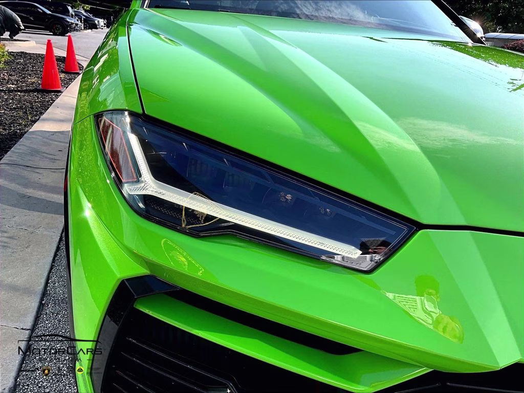 mph024_1692416876_zpbua1zl7mla13746_2021_lamborghini_urus_pearl_capsule_verde_mantis_pearl_25_112902_d0480e5b42