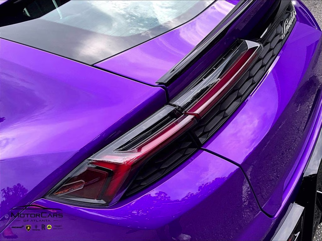 mph024_2762637816_zpbud6zl9tla44581_2026_lamborghini_urus_se_viola_pasifae_25_112174_23d67f7638