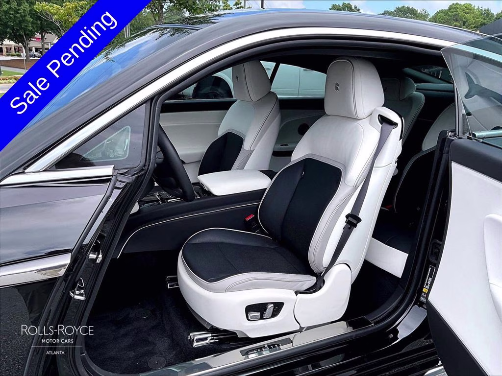 mph024_3055919314_scatk2c03ru226349_2024_rolls_royce_spectre_black_diamond_25_112913_0a5ddb5b96