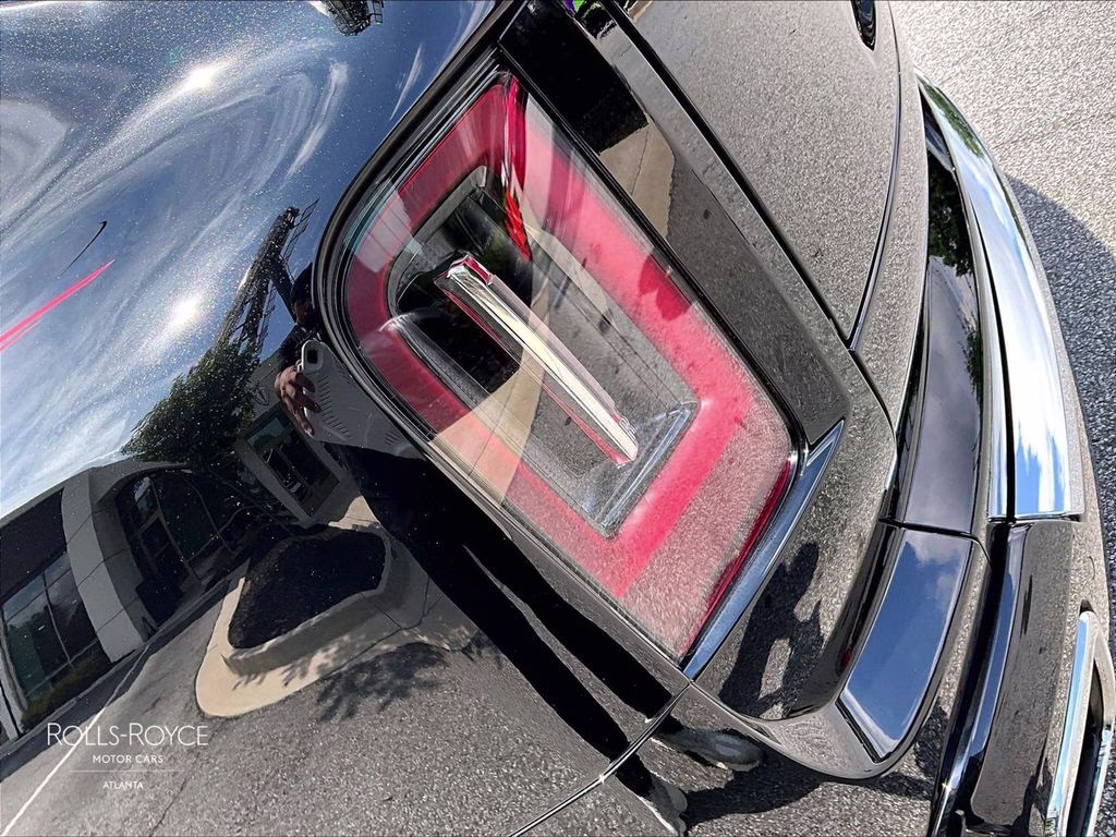 mph024_3371273817_sla13ha08tu235405_2026_rolls_royce_cullinan_black_diamond_25_112822_30521ec1b0