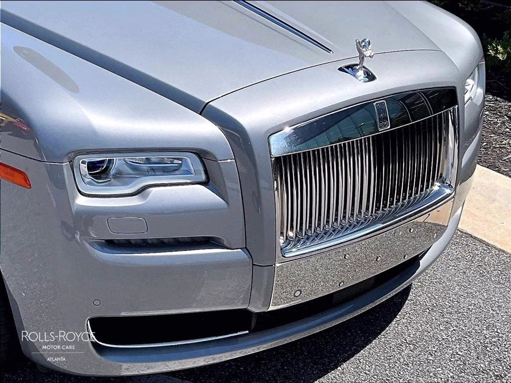mph024_3883169500_sca664s5xgux53733_2016_rolls_royce_ghost_stone_grey_25_113230_d8bf4c2508