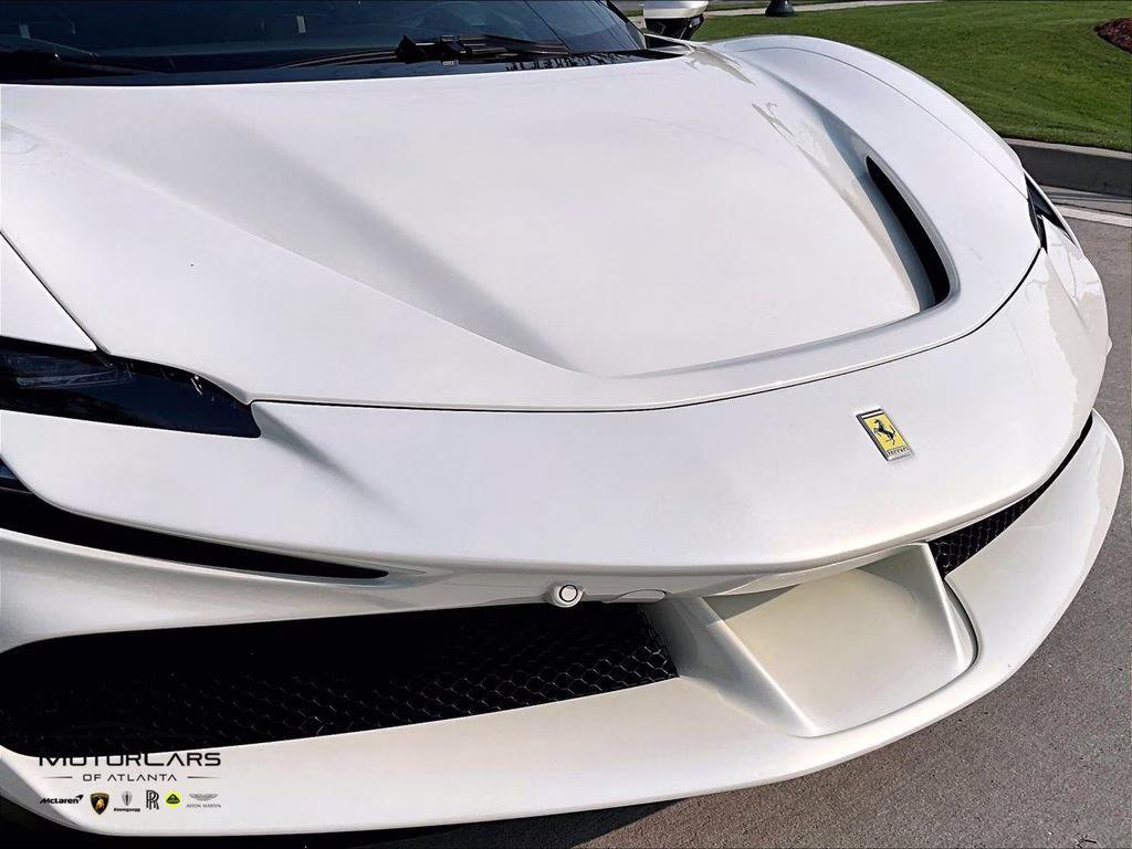 mph025_1195960826_zff95nlaxp0287336_2023_ferrari_sf90_stradale_special_4_layer_bianco_italia_26_112621_60b5e9a2f2