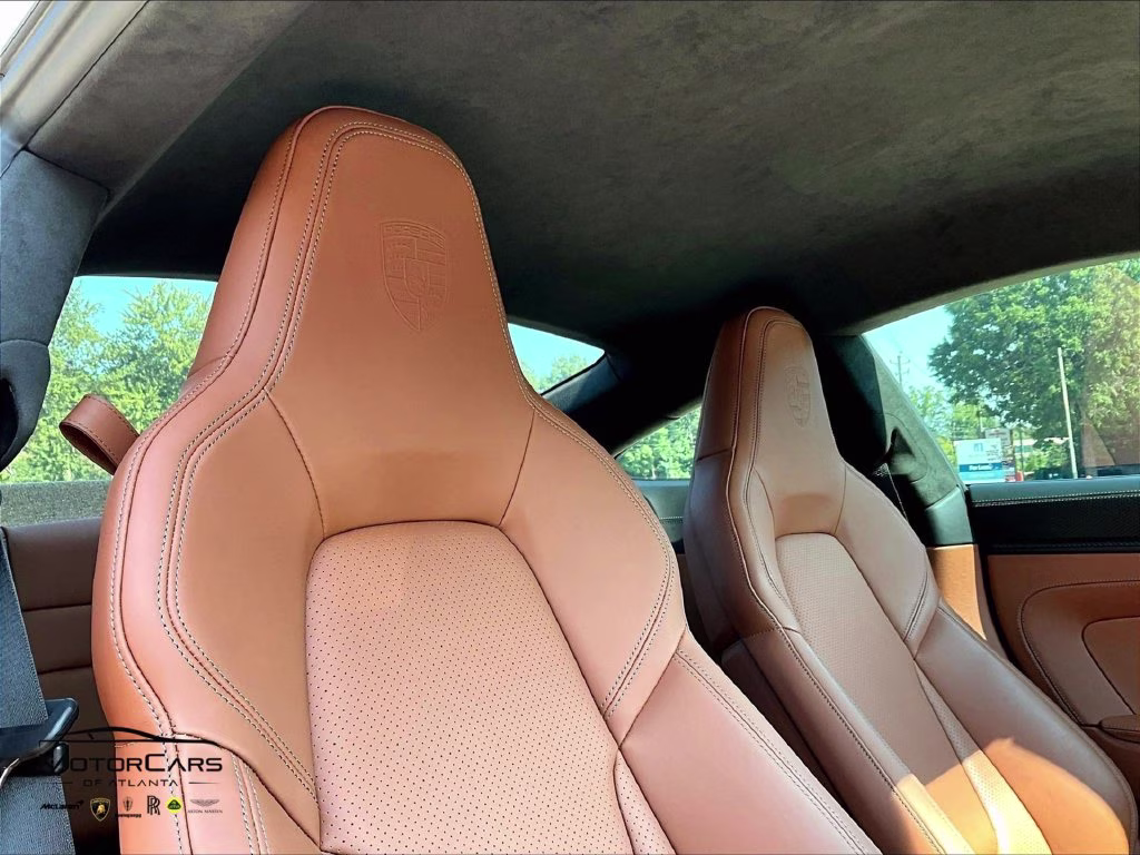 mph025_1214420148_wp0ac2a91ts287085_2026_porsche_911_gt3_touring_26_113848_7f12ed422e