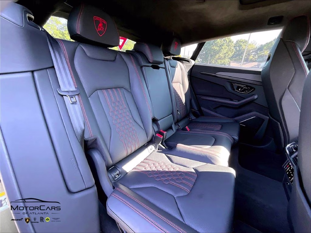 mph025_1225753194_zpbud6zl1sla34576_2025_lamborghini_urus_se_26_113824_390a9b20f8
