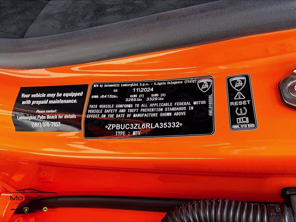 mph025_1738792051_zpbuc3zl6rla35332_2024_lamborghini_urus_performante_arancio_borealis_metallic_26_112990_bdc0f661e1