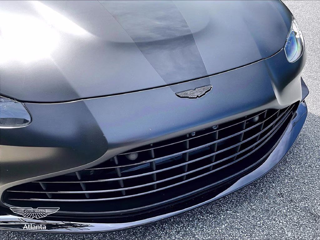 mph025_2327385642_scfsmgawxngn50203_2022_aston_martin_vantage_jet_black_26_114318_80d0839b8e