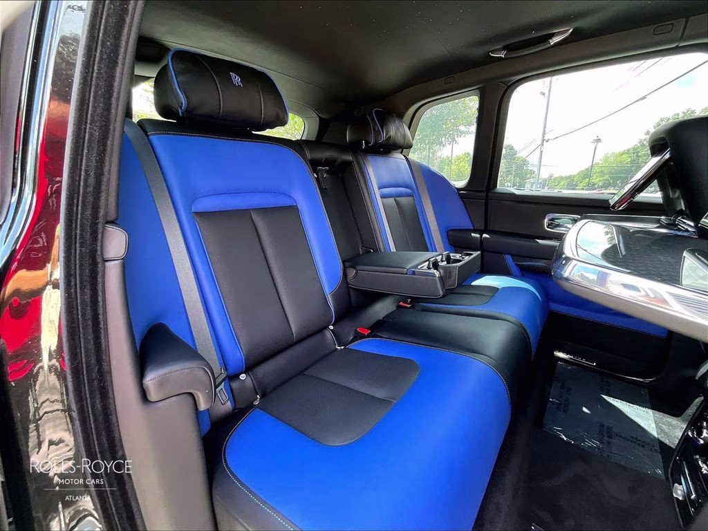 mph025_2792399567_slatv8c07nu214094_2022_rolls_royce_cullinan_black_badge_black_diamond_26_113662_432fff0700