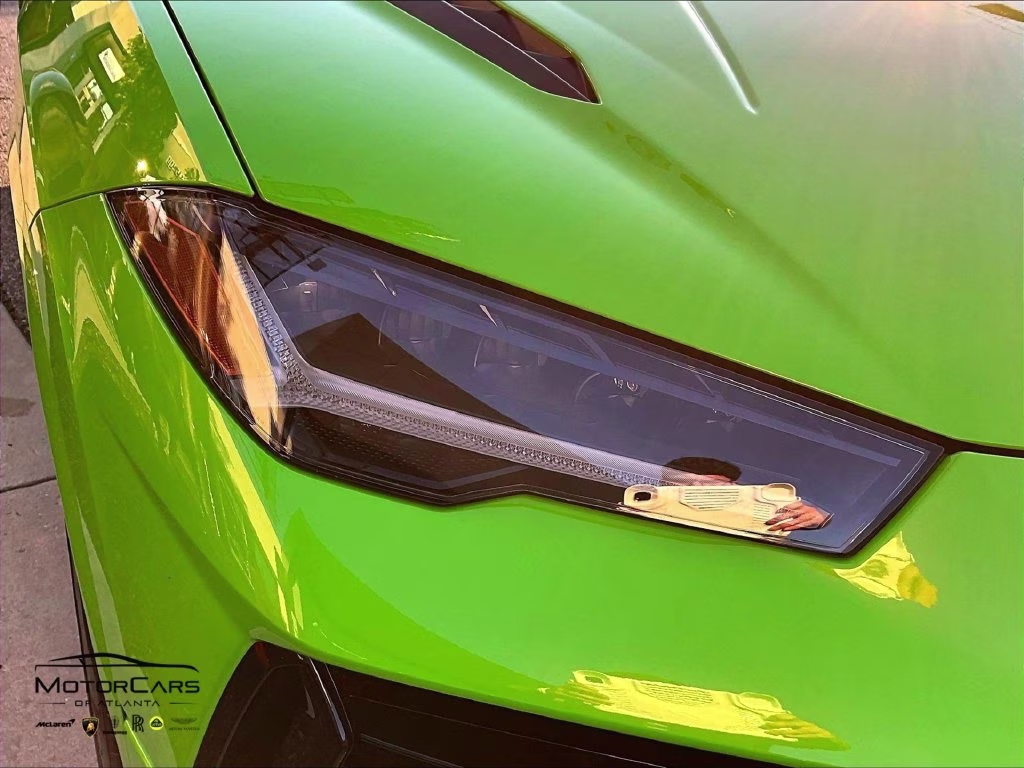 mph025_674091366_zpbub3zl6rla32210_2024_lamborghini_urus_s_verde_mantis_metallic_26_114438_9a4abd4796