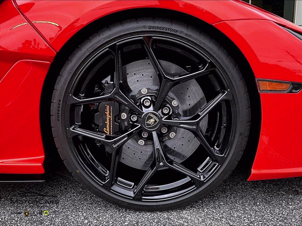 mph026_2784728411_zhwuc1zm3tla04075_2026_lamborghini_revuelto_27_112222_5154994bea