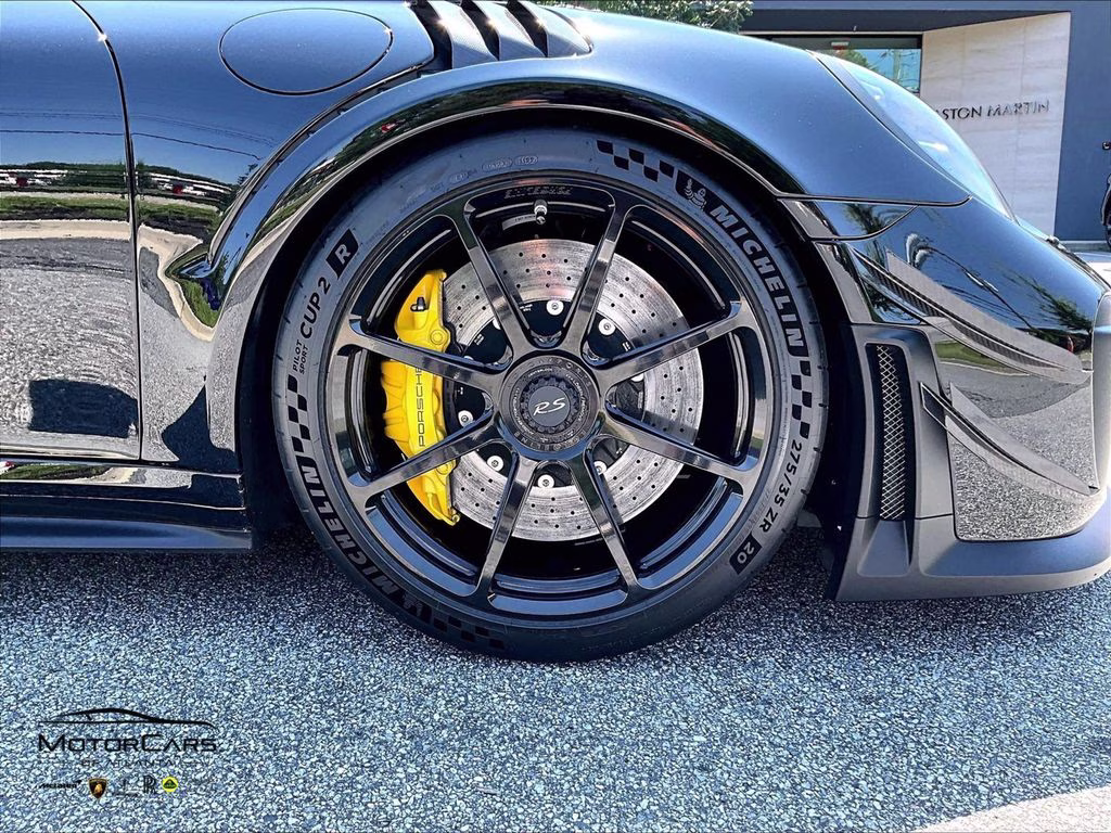 mph026_4217896317_wp0ae2a95ks155276_2019_porsche_911_gt2_rs_black_27_113134_be80bcd85f