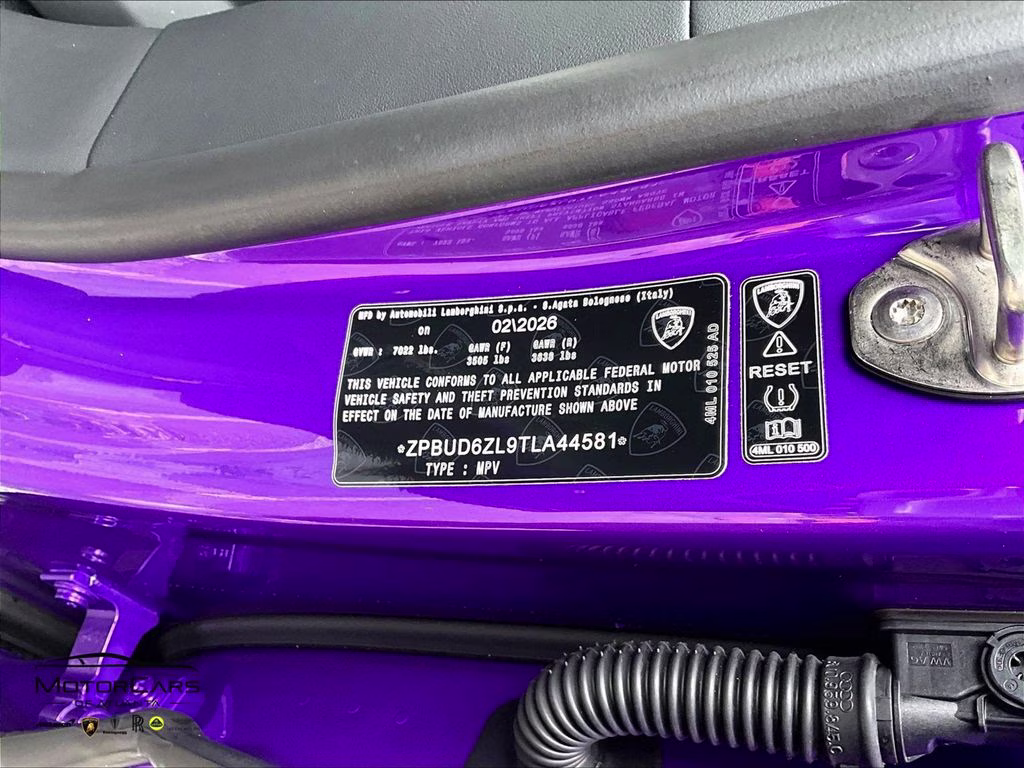 mph026_753225621_zpbud6zl9tla44581_2026_lamborghini_urus_se_viola_pasifae_27_112174_16785dee83