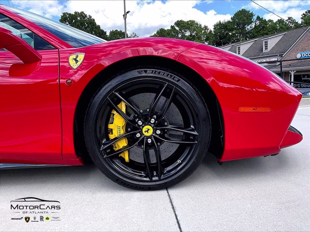 mph027_1740668153_zff80ama5h0222915_2017_ferrari_488_spider_28_113638_e8e70198d8