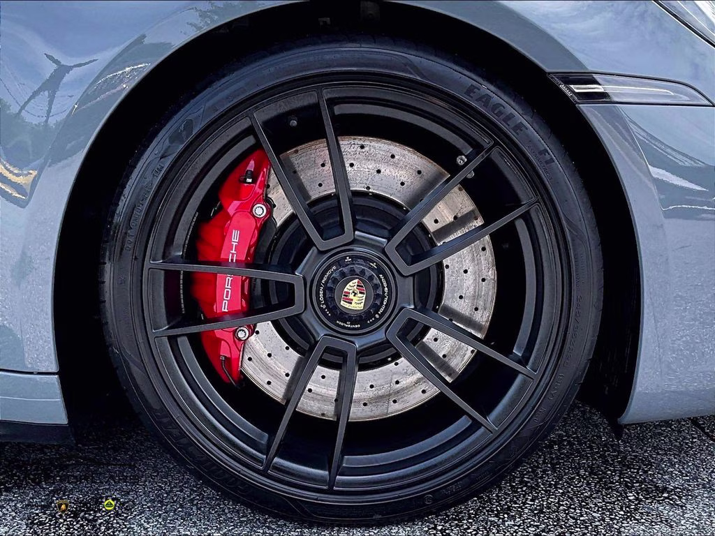 mph027_1813189383_wp0cb2a9xps248240_2023_porsche_911_carrera_gts_cabriolet_arctic_grey_28_112559_05f9d64c3e