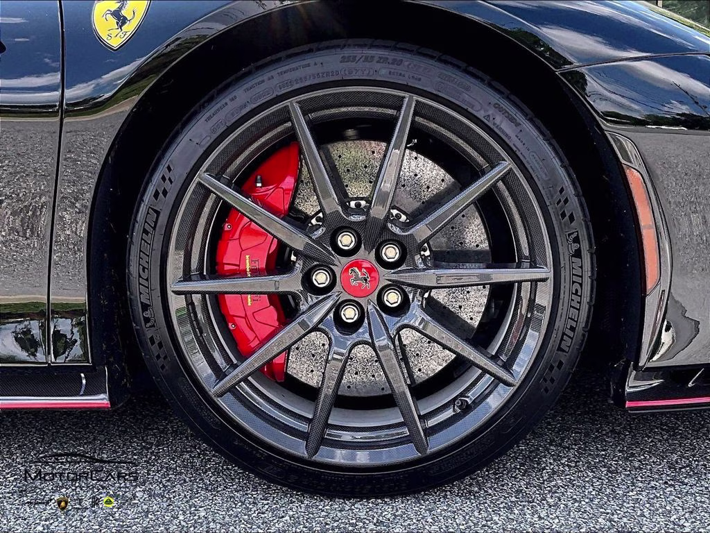 mph027_4287384023_zff96nma3n0280267_2022_ferrari_sf90_spider_tailor_made_nero_28_112127_401018cb68