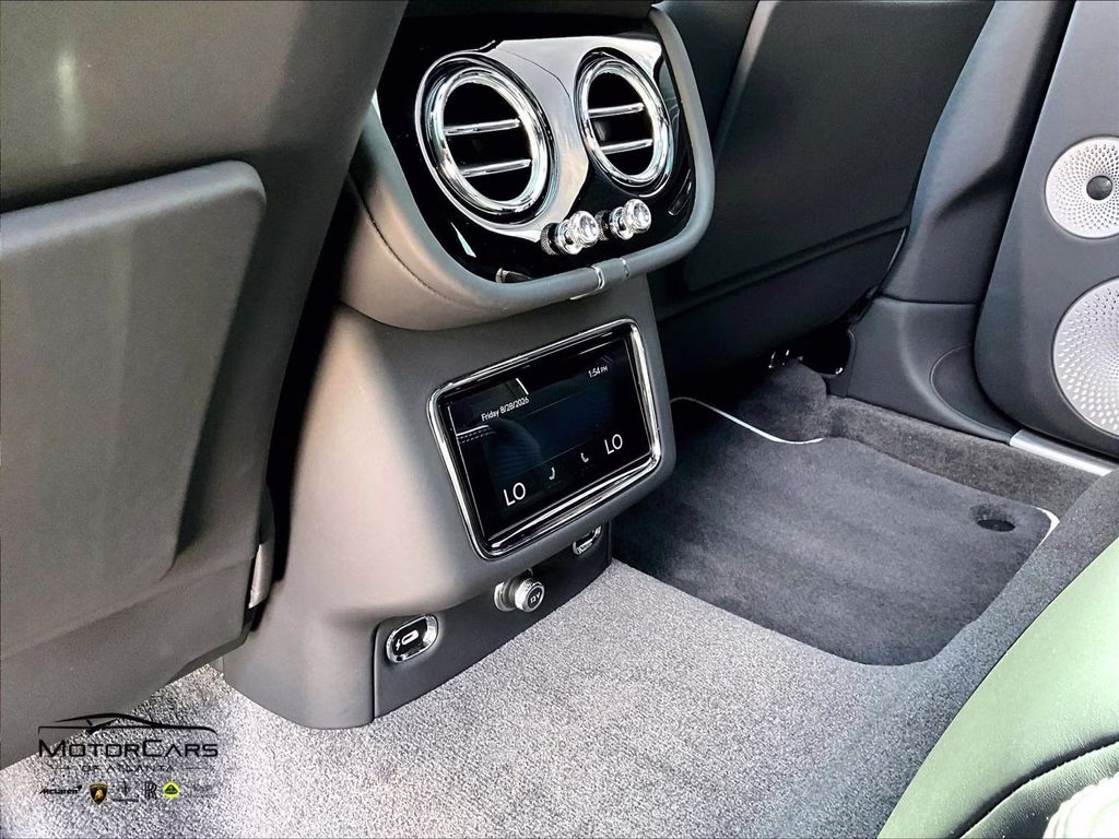 mph027_481866004_sjaat2zvxsc029045_2025_bentley_bentayga_s_v8_ice_28_113326_0e88f1235e