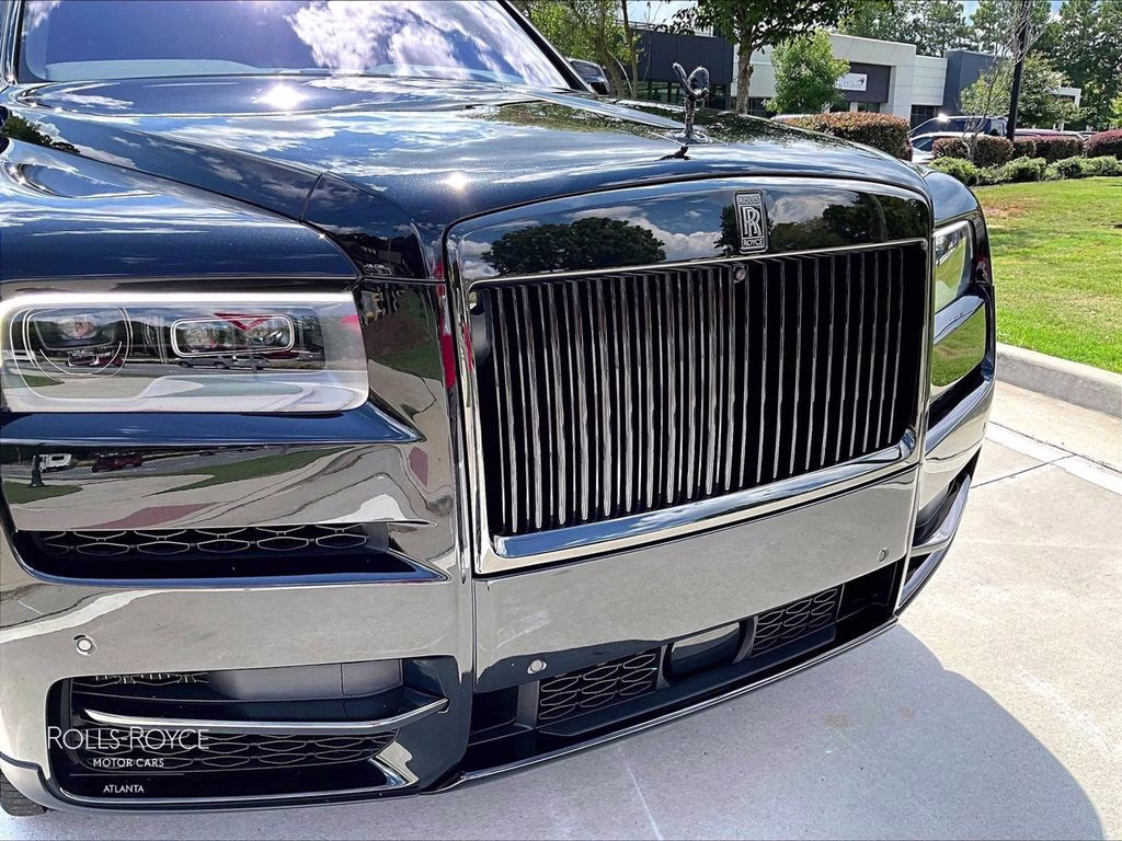 mph028_11493471_slatv8c07nu214094_2022_rolls_royce_cullinan_black_badge_black_diamond_29_113662_e6b35e36df