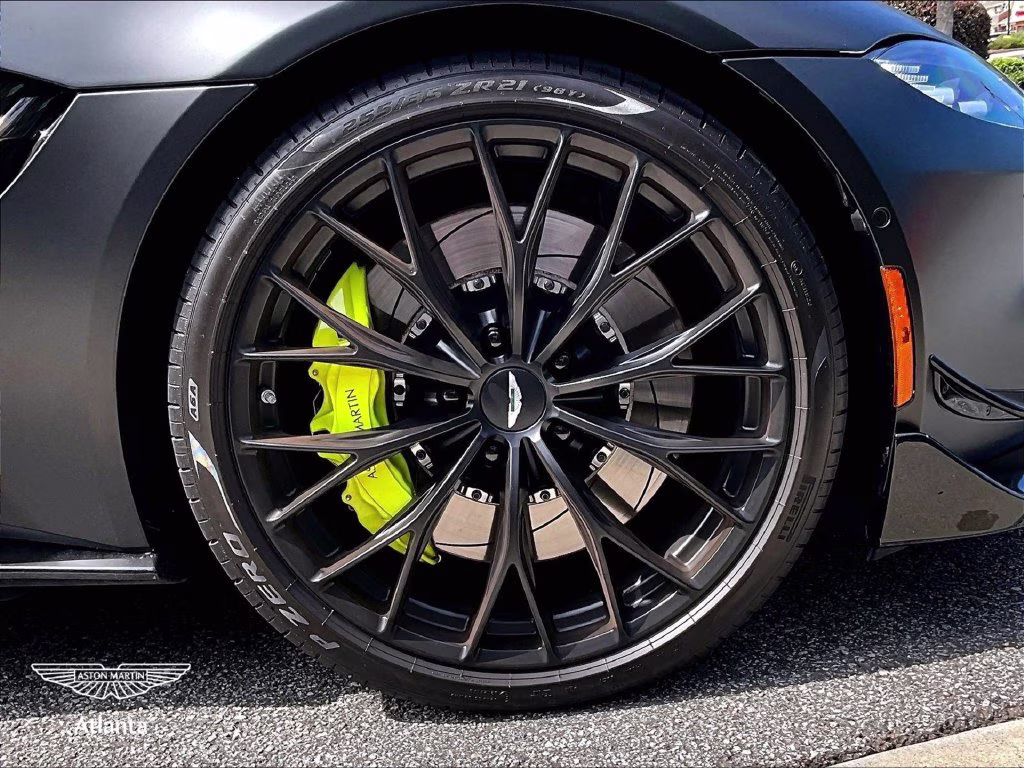 mph028_1465820709_scfsmgawxngn50203_2022_aston_martin_vantage_jet_black_29_114318_a289157611