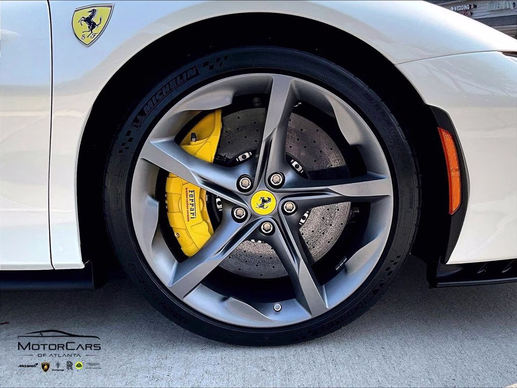 mph028_3486780836_zff95nlaxp0287336_2023_ferrari_sf90_stradale_special_4_layer_bianco_italia_29_112621_fc3e5066eb