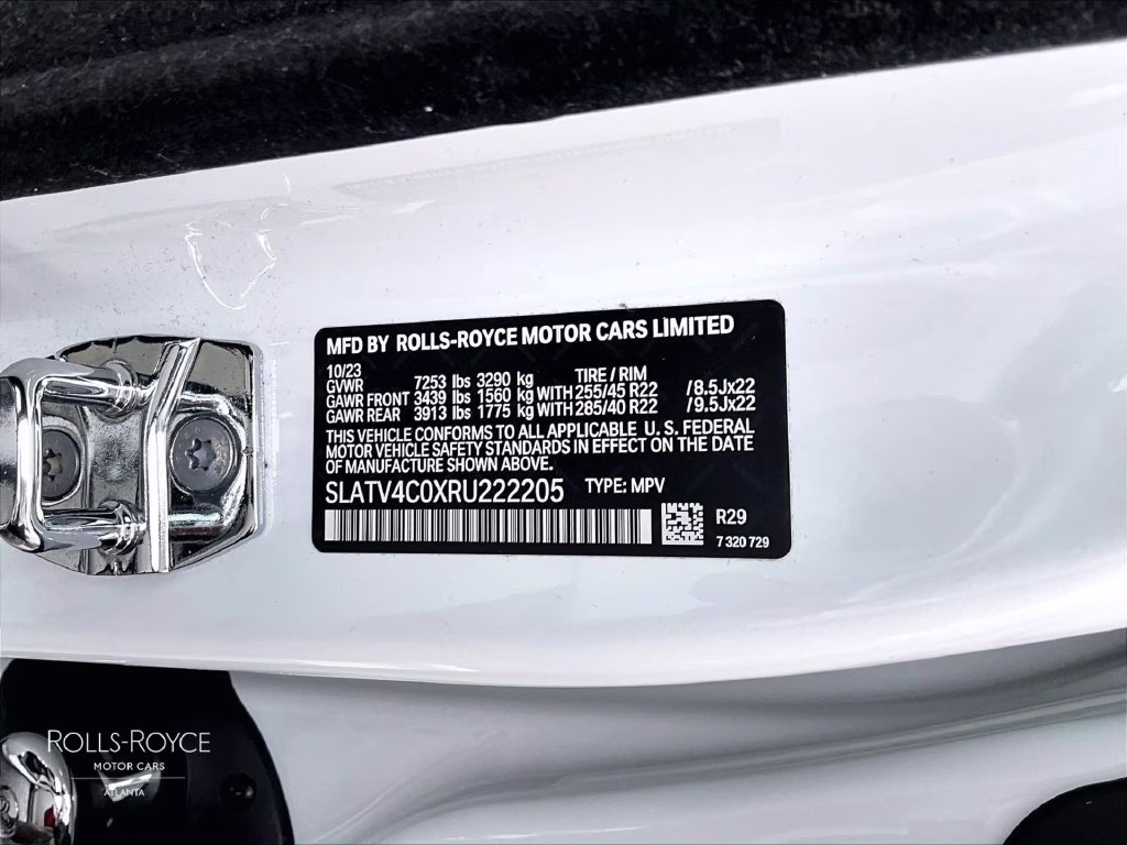 mph028_3802750327_slatv4c0xru222205_2024_rolls_royce_cullinan_arctic_white_29_114232_88a47a960d