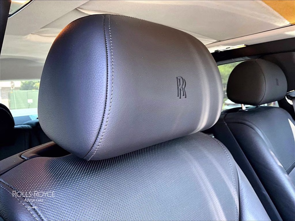 mph028_395705219_sca664s5xgux53733_2016_rolls_royce_ghost_stone_grey_29_113230_8487d667a2