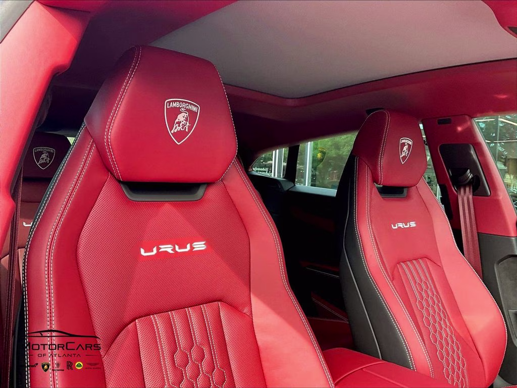 mph028_792007570_zpbub3zl0rla35121_2024_lamborghini_urus_s_new_bianco_monocerus_matt_29_111552_b33cfb1db2
