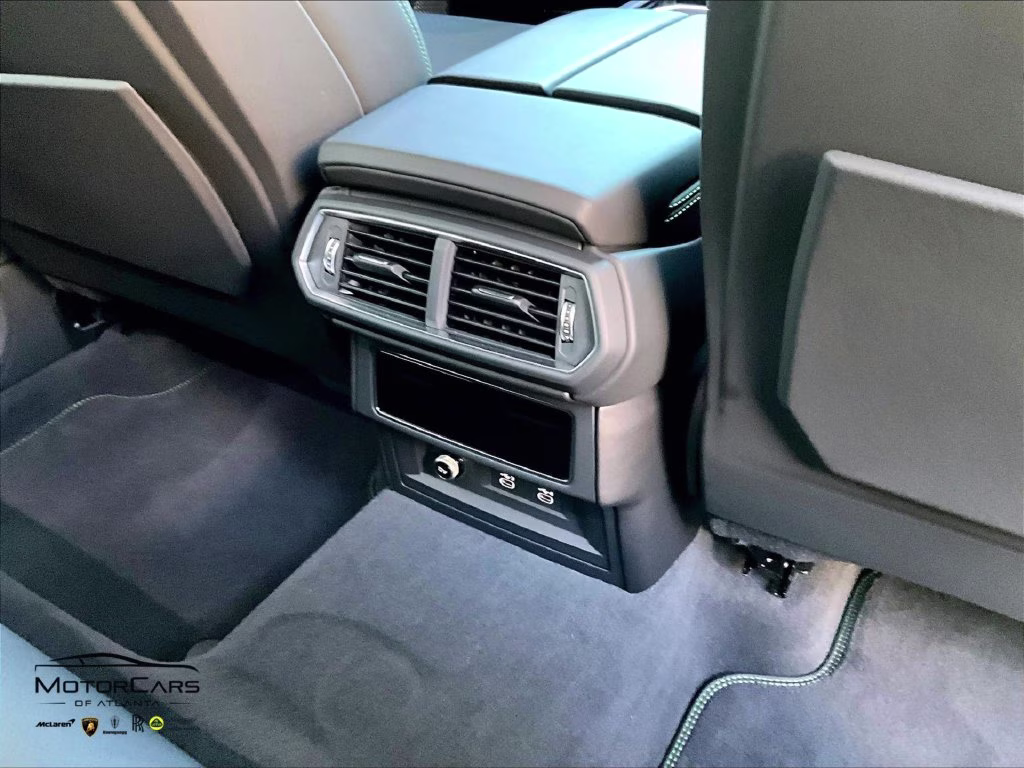 mph029_1883262722_zpbub3zl6rla32210_2024_lamborghini_urus_s_verde_mantis_metallic_30_114438_1a5265f1ae