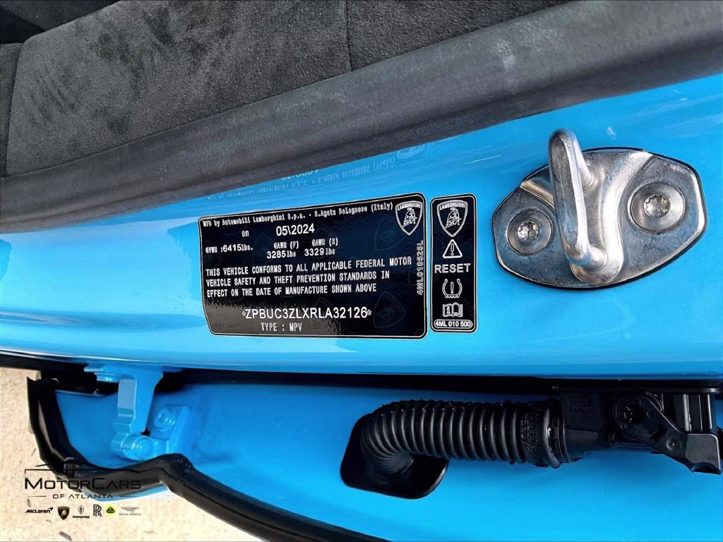 mph029_3491267303_zpbuc3zlxrla32126_2024_lamborghini_urus_performante_blue_30_113926_0648abb29e
